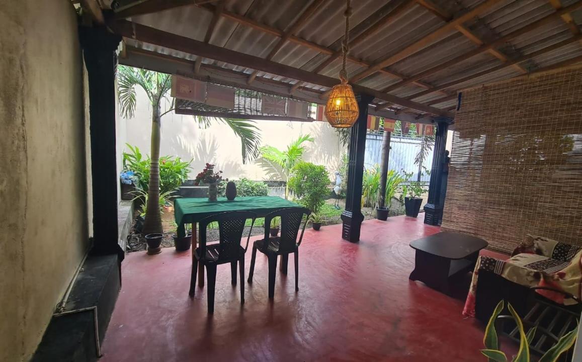 Kavidi Villa Home Stay Тангалле Номер фото